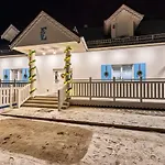 דירה Fiona4 Centrum700m Parking Bezplatny Monitorowany Salon Z Sypialnia Tv Lazienka Kuchnia Rekuperacja קרפאז'