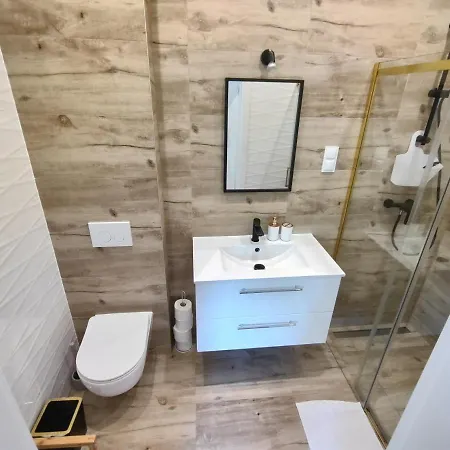 Fiona4 Centrum700m Parking Bezplatny Monitorowany Salon Z Sypialnia Tv Lazienka Kuchnia Rekuperacja 公寓 *