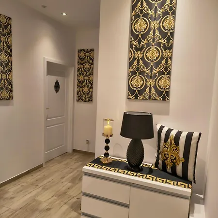 Fiona4 Centrum700m Parking Bezplatny Monitorowany Salon Z Sypialnia Tv Lazienka Kuchnia Rekuperacja Apartment Karpacz