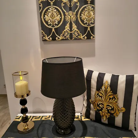 Fiona4 Centrum700m Parking Bezplatny Monitorowany Salon Z Sypialnia Tv Lazienka Kuchnia Rekuperacja קרפאז'