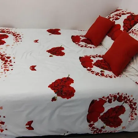 Fiona4 Centrum700m Parking Bezplatny Monitorowany Salon Z Sypialnia Tv Lazienka Kuchnia Rekuperacja קרפאז'