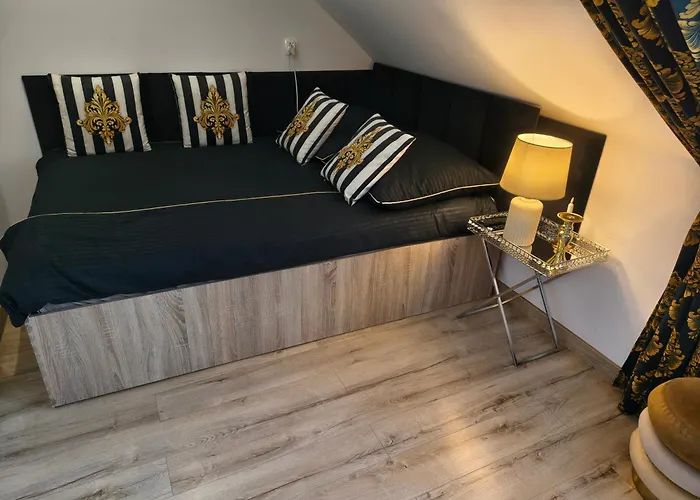 Fiona4 Centrum700m Parking Bezplatny Monitorowany Salon Z Sypialnia Tv Lazienka Kuchnia Rekuperacja Apartment Karpacz